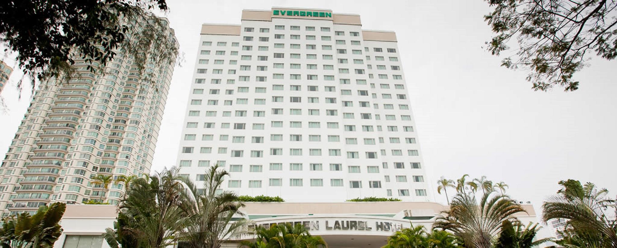 Gurney Bay Hotel, A Parkroyal Partner Hotel George Town Exterior foto Evergreen International Aviation headquarters