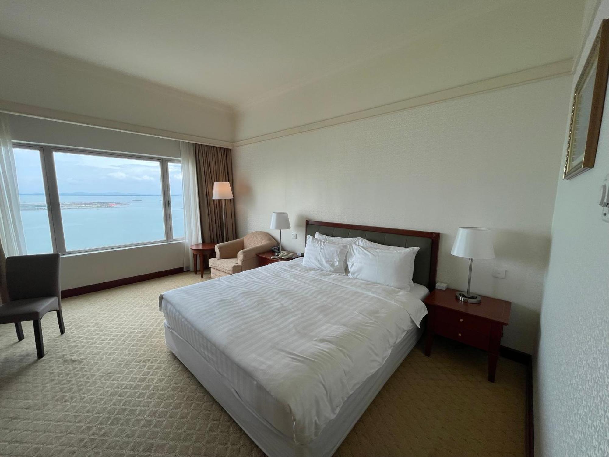 Gurney Bay Hotel, A Parkroyal Partner Hotel George Town Exterior foto