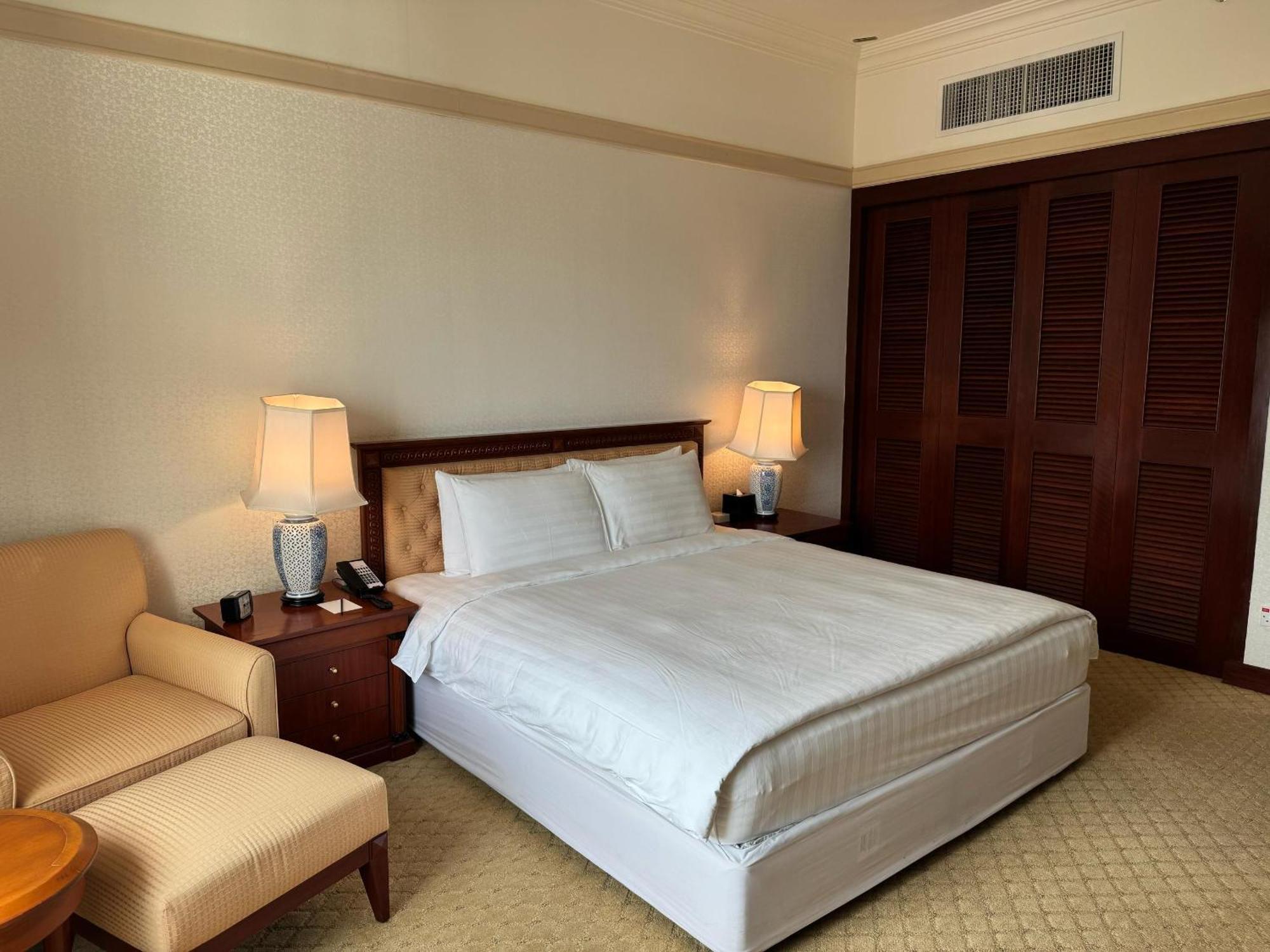 Gurney Bay Hotel, A Parkroyal Partner Hotel George Town Exterior foto