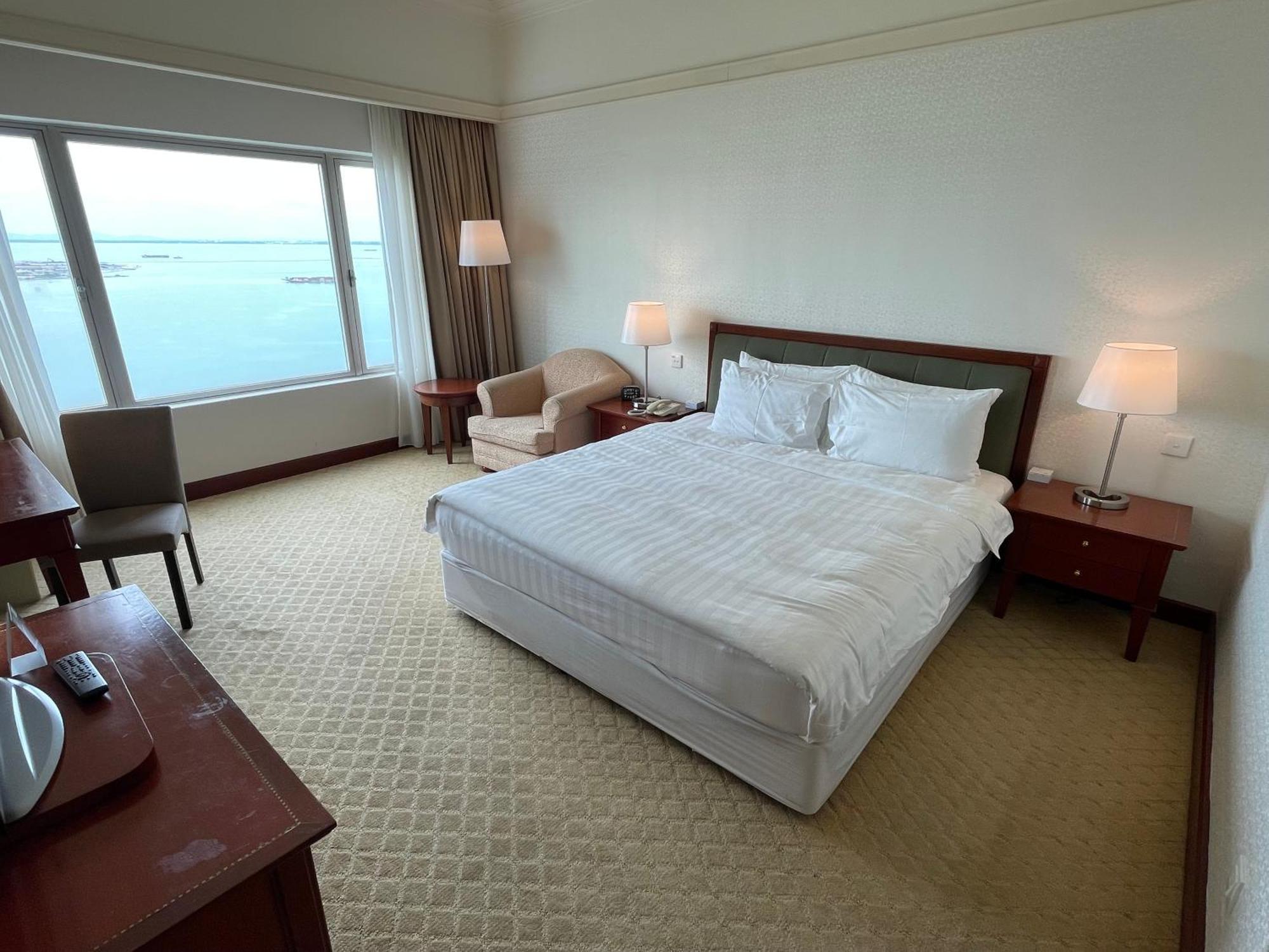 Gurney Bay Hotel, A Parkroyal Partner Hotel George Town Exterior foto